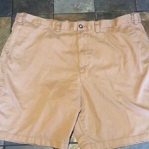 St John’s Bay Men’s Tan Chino Shorts size 50